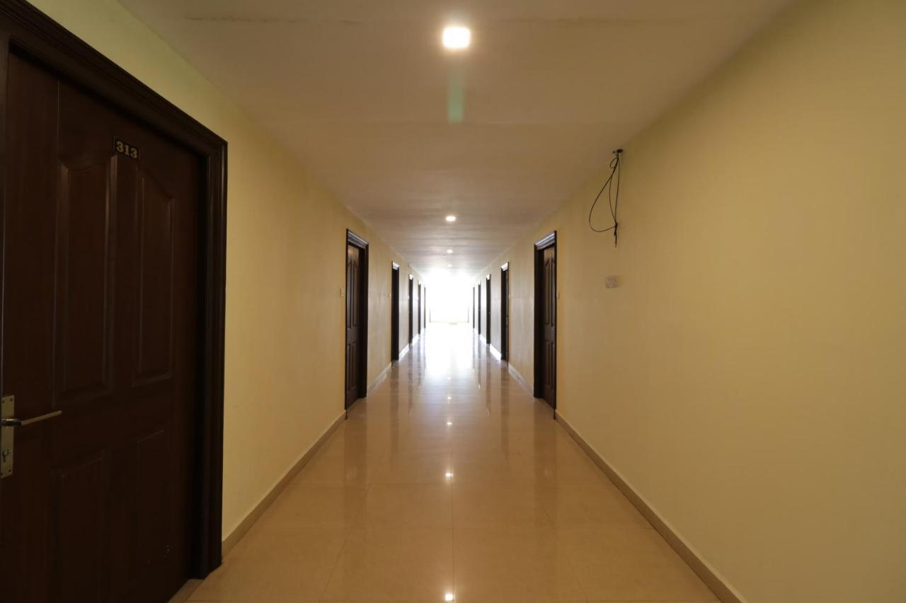 נלורה Oyo 29259 Hotel Rama Royal מראה חיצוני תמונה