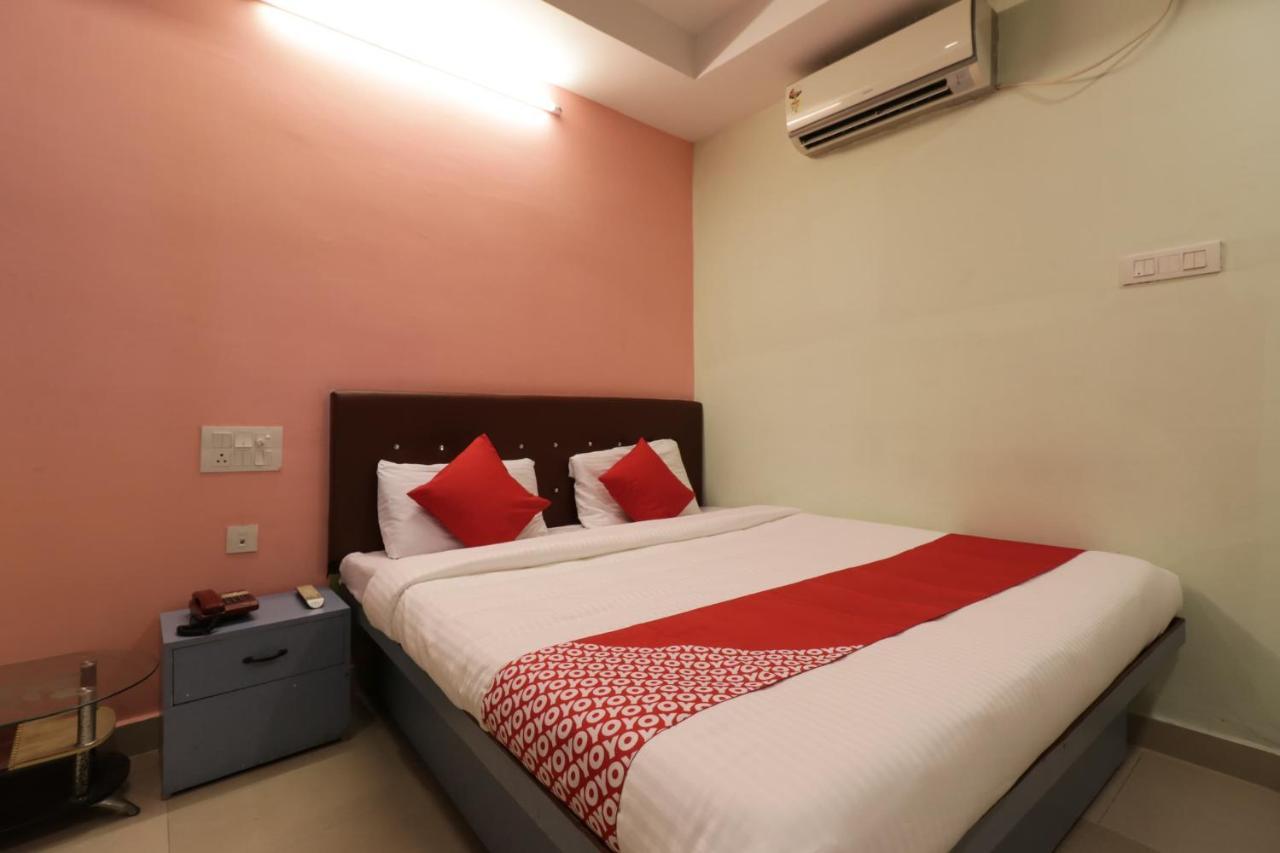 נלורה Oyo 29259 Hotel Rama Royal מראה חיצוני תמונה