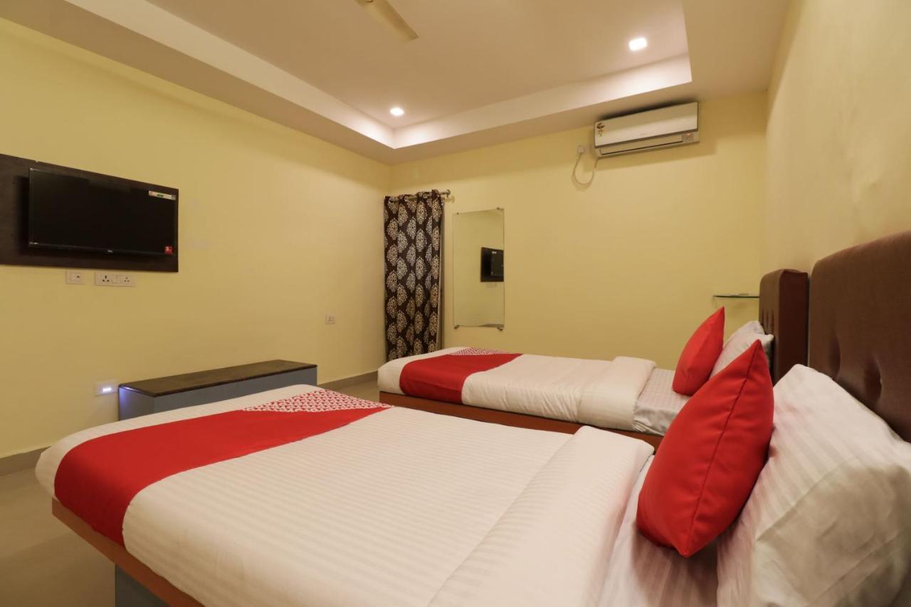 נלורה Oyo 29259 Hotel Rama Royal מראה חיצוני תמונה